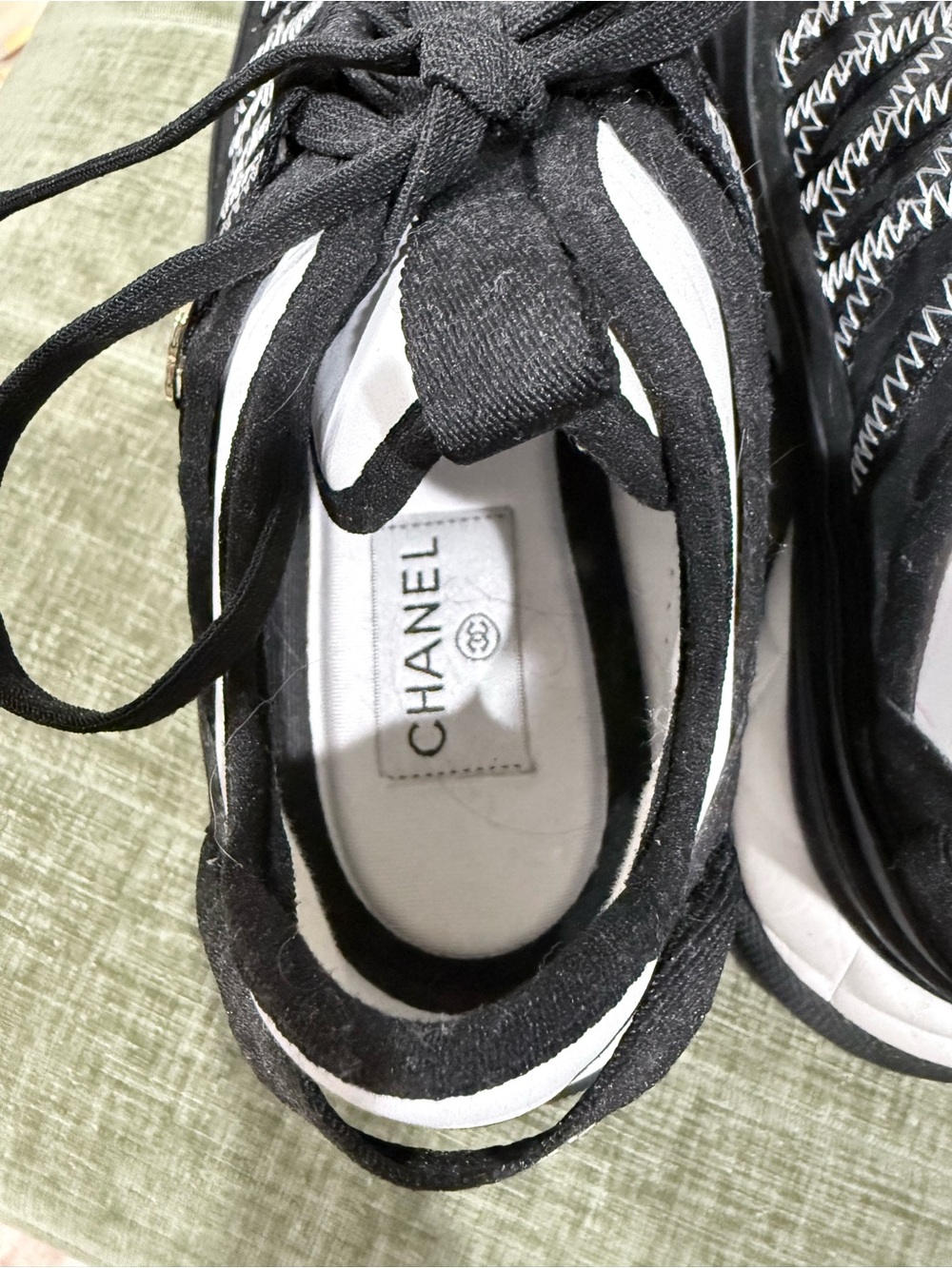 CHANEL Black and White Platform Lace-Up Sneakers - Picture 4 of 6
